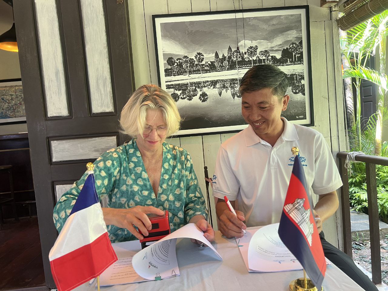 Project agreement with HAMAP for Humanitaire